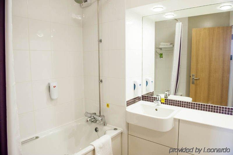 Premier Inn Nuneaton/Coventry Экстерьер фото